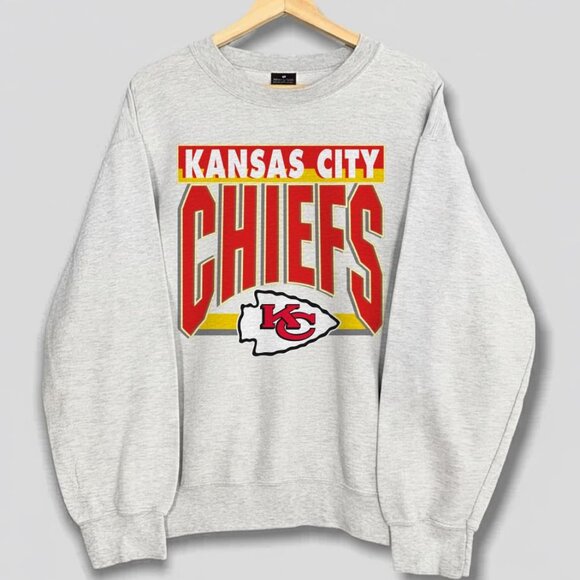 Vintage 90s Kansas City Chiefs Football Sweatshirt, KC Chiefs NFL Unisex Sweater - Picture 1 of 3